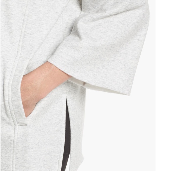 UGG Pullover sweatshirt - Picture 4 of 13